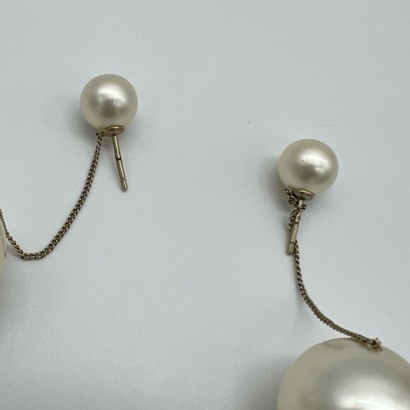 Authentic Chanel large pearl drop CC earrings - Picture 4 of 12